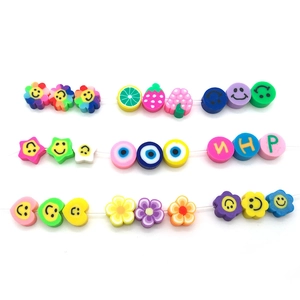 Perles colorées en pâte polymère aux formes de fruits et fleurs pour la création de bijoux