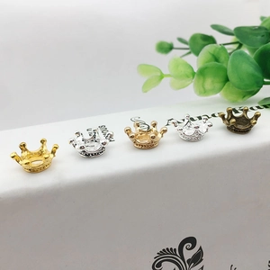 Five pieces of colorful alloy crown pendants for DIY jewelry and hair accessories