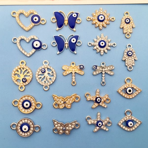 Mix di connettori per gioielli malocchio in oro e argento con smalto blu