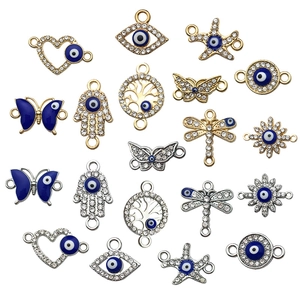 Ciondoli in Lega Malocchio per Creazione Gioielli Connettori in Strass e Smalto Farfalla Stella Marina Sole Cuore per Braccialetti e Collane DIY