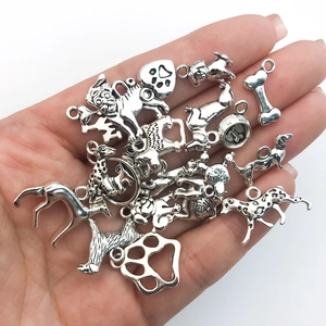 Gemischtes Set aus Vintage-Hundeanhängern und Knochencharms aus Silberlegierung für DIY