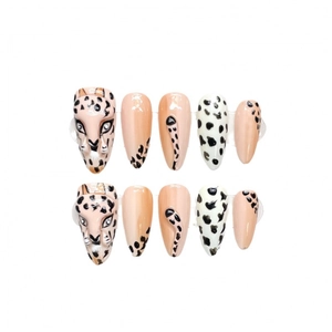Faux ongles faits main motif léopard avec designs 3D peints à la main et fini brillant