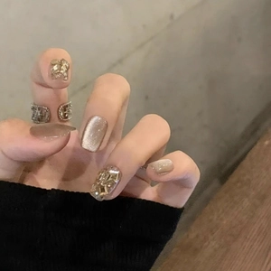 Handmade Milk Tea Cat Eye Press On Nails With Champagne Rhinestones Elegant Square Round Fake Nails For Women Party Jewelry