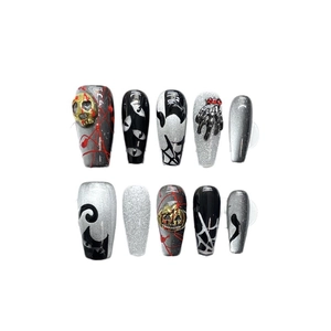 Handgefertigte Halloween-Nägel mit schwarzem Katzenauge-Finish, 3D-Totenkopf und Spinne