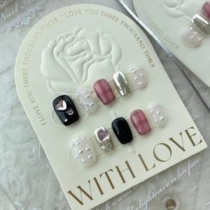 Faux Ongles à Presser Faits à la Main Carreaux Noir Rose Avec Strass Cœur Perle Artificielle Mode Femme Manucure DIY
