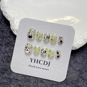 Handmade Press On Nails Cute Giant Panda Green Bamboo Pattern Short Round Fake Nails For Women Students Daily Decor