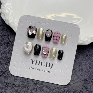 Handmade Resin Rhinestone Press-on Nails Black Pink Checkered Butterfly Heart Decor Sweet Cool Style Spicy Girl Fake Nails