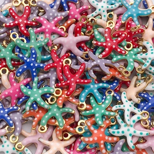 Ciondoli a forma di stella marina in smalto colorato con pois per gioielli DIY