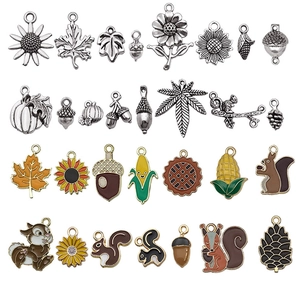 Lot de 31 breloques d'automne émaillées en forme de dinde pour bijoux DIY variés