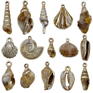 Set of 15 laser-plated acrylic ocean shell pendants with gold-rimmed metal edges for DIY crafts