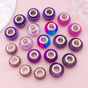 Colección de cuentas de resina púrpura con agujero grande para pulseras DIY y joyería
