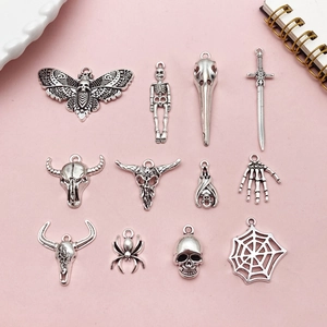 Gothic Antique Silver Zinc Alloy Halloween Pendants Skull Bat Spider Bird Bull Head Sword Moth Charms DIY Jewelry Making