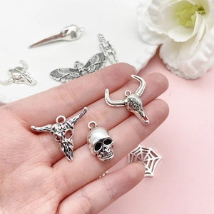 Gothic silver alloy charms set featuring skulls and spiders for DIY jewelry making