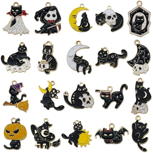 Set of 20 Halloween alloy charms featuring black cat skeletons for DIY jewelry making