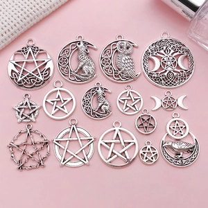 Breloques Pentagramme en Alliage Vintage Argent Antique Loup Chouette Lune Ajourées pour Création de Bijoux DIY Collier