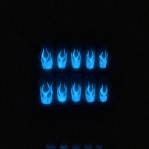 Handmade Luminous Blue Flame Press On Nails Set Glow In The Dark Cool Gothic Fake Nails For Women Nail Art Decoration