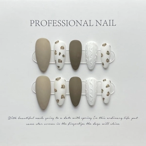 Handmade Matte Leopard Print Press On Nails 3D Sweater Texture Almond Shape Reusable Gel Fake Nails For Women Fashion