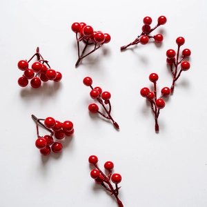 Artificial Christmas red berries holly branches for holiday home decor 7 pieces