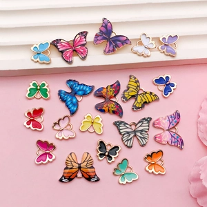 Pendentifs papillon colorés en alliage pour création de bijoux DIY motifs variés