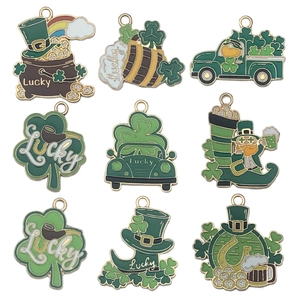 Pendentifs émaillés trèfle et camion vert pour bijoux DIY Saint-Patrick