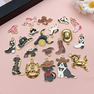Assortiment de pendentifs bottes de cowboy et chevaux pour la création de bijoux DIY