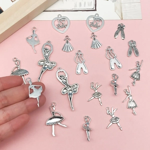 Set de dijes de ballet en plata antigua con bailarinas y zapatos para joyería artesanal