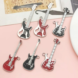 Set van 6 punk emaille gitaarhangers voor DIY hip-hop kettingen en sieraden