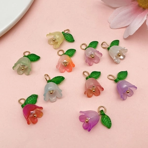 Kleurrijke acryl lelietje-van-dalen hangers in pasteltinten voor het maken van sieraden