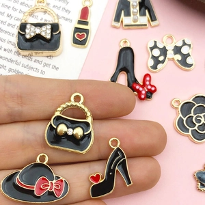 Fashion alloy charms set with diamond and pearl details for DIY hair accessories