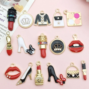 Colgantes de Aleación Esmalte Moda para Creación de Joyas DIY Lápiz Labial Tacones Altos Corona Bolso Charms Accesorios Strass Mujer