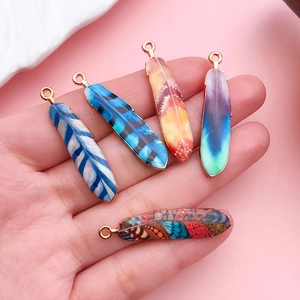 Pendentifs plumes colorés en émail et alliage pour la création de boucles d'oreilles DIY