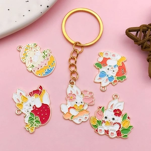 Pendentifs lapin mignon en émail avec tulipes et fraises pour bijoux et porte-clés DIY