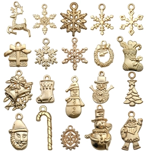 Set de colgantes navideños dorados con reno muñeco de nieve y copos para joyería artesanal