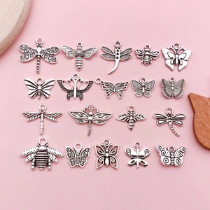 Breloques d'Insectes en Alliage d'Argent Antique Pendentifs de Papillon Libellule Abeille pour Collier Bracelet Boucle d'Oreille DIY Accessoires de Bijoux