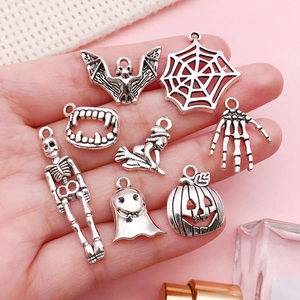 Set van 8 antiek zilveren Halloween hangers met spin en heks voor DIY-sieraden