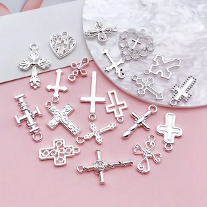 Set of 18 silver alloy cross pendants in various styles for DIY jewelry making