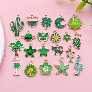 Ensemble de Charmes en Alliage d'Émail Vert Cactus Trèfle Fleur Étoile de Mer Feuille Pendentifs pour la Fabrication de Bijoux DIY Collier Bracelet Accessoire