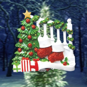 Décoration sapin de Noël en résine avec chaussettes pailletées et bannière DIY blanche