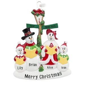 Ornamento famiglia di pupazzi di neve in resina con cartello stradale e coro