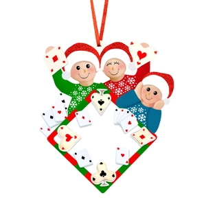 Ornamento natalizio personalizzato famiglia che gioca a poker in resina