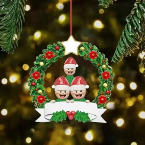 Christmas wreath ornament with snowman family and customizable banner for holiday decor