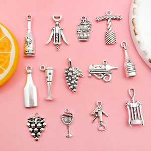 Ensemble détaillé de breloques vin en argent vintage avec bouteilles et raisins pour bijoux DIY