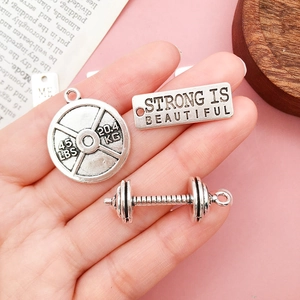 Set portachiavi fitness argento con bilanciere, disco pesi e ciondolo motivazionale