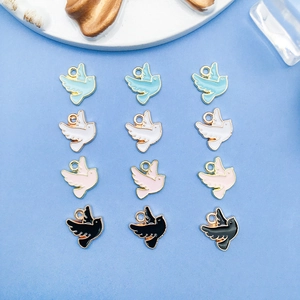 Charmants pendentifs oiseaux en émail en quatre couleurs pour bijoux DIY et porte-clés