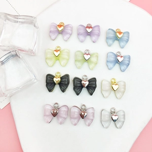 Pendentifs nœuds en acrylique avec cœur pour bijoux DIY en couleurs pastel variées