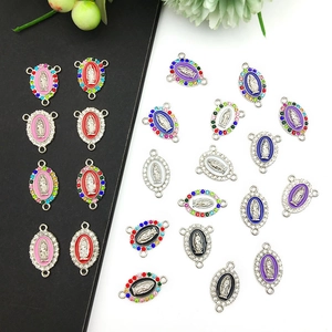Ovale Maagd Maria medaillon connectoren met stras en kleurrijk emaille voor DIY sieraden