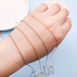Minimalistische Edelstahl Halsketten in Gold und Silber, 45cm Gliederkette für Damen