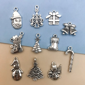 Navidad DIY Joyería Aleación Colgantes Muñeco de Nieve Reno Árbol Papá Noel Dijes Vintage Plata Antigua Festivo Artesanía