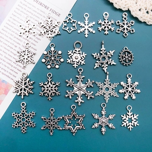 Mixed snowflake alloy charms in antique silver finish for DIY bracelet jewelry making