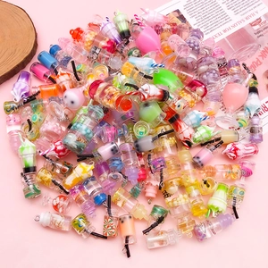 Mix di mini ciondoli bevanda in resina colorata per la creazione di gioielli fai da te